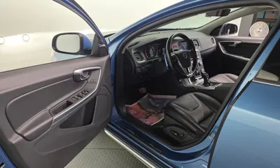 Volvo V60 2015, 149590 км, за 3671.83 USD - фото 11