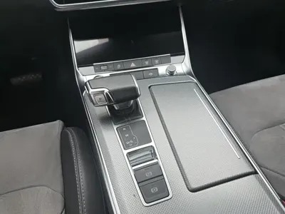 Audi A6L 2021, 48000 км, за 27847.74 USD - фото 17