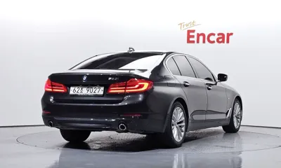BMW 5-Series 2018, 39676 км, за 19163.15 USD