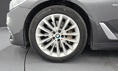 BMW 5-Series 2018, 39676 км, за 19163.15 USD