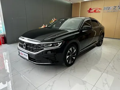 Volkswagen Passat · 2023 год
