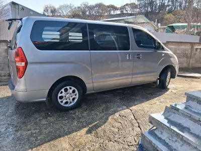 Hyundai Starex · 2011 год