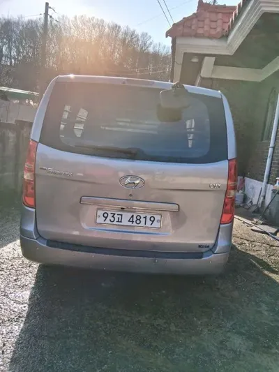 Hyundai Starex 2011, 276127 км, за 2974.62 USD