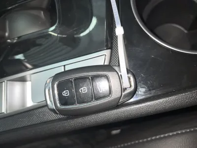 Hyundai Elantra 2021, 23900 км, за 11980 USD - фото 19