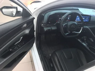 Hyundai Elantra 2021, 23900 км, за 11980 USD - фото 21