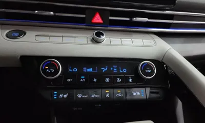 Hyundai Avante 2021, 48977 км, за 12361.19 USD - фото 32