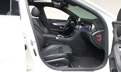 Mercedes-Benz C-Class 2021, 57578 км, за 17589.59 USD - фото 27