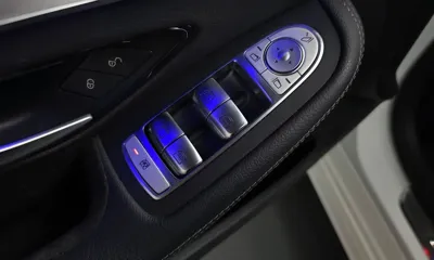 Mercedes-Benz C-Class 2021, 57578 км, за 17589.59 USD - фото 28