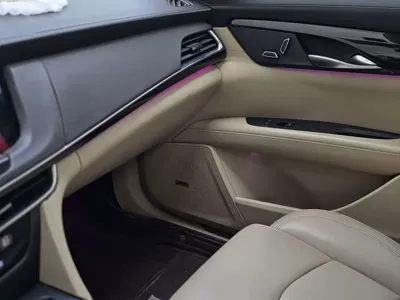 Cadillac CT6 2016, 61000 км, за 11627.66 USD - фото 10