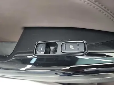Kia K7 2016, 92541 км, за 6628.94 USD - фото 15