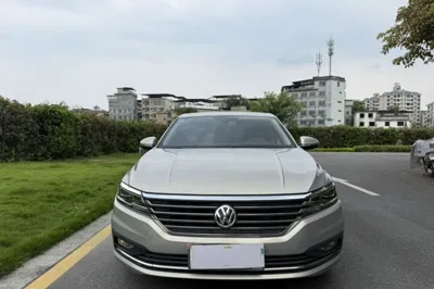 Volkswagen Lavida 2019, 92300 км, за 9048 USD