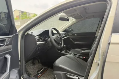 Volkswagen Lavida 2019, 92300 км, за 9048 USD - фото 7