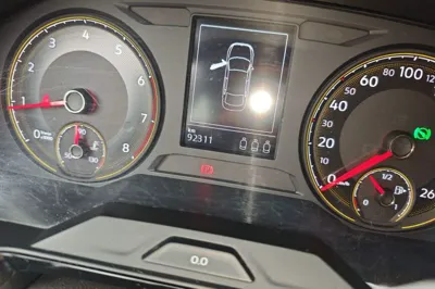 Volkswagen Lavida 2019, 92300 км, за 9048 USD - фото 12