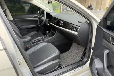 Volkswagen Lavida 2019, 92300 км, за 9048 USD - фото 20