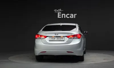 Hyundai Avante 2012, 188396 км, за 2671.01 USD
