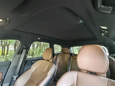 Volvo XC60 2025, 27000 км, за 24984.8 USD - фото 9