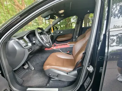 Volvo XC60 2025, 27000 км, за 24984.8 USD - фото 11