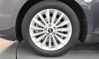 Kia K7 2018, 116754 км, за 7097.74 USD