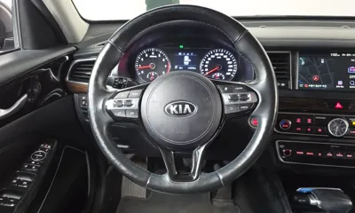 Kia K7 2018, 116754 км, за 7090.82 USD - фото 12