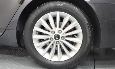 Kia K7 2018, 116754 км, за 7090.82 USD - фото 21