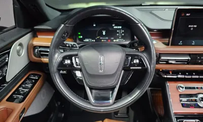 Lincoln Aviator 2023, 44466 км, за 33974.02 USD - фото 15