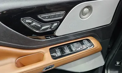 Lincoln Aviator 2023, 44466 км, за 33974.02 USD - фото 20