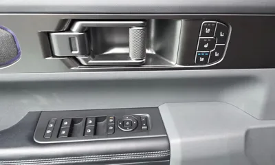 Kia Tasman 2026, 7139 км, за 26710.11 USD - фото 27