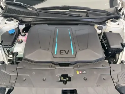 Hyundai Ioniq5 2023, 93500 км, за 15374.09 USD - фото 20