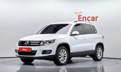 Volkswagen Tiguan · 2015 год