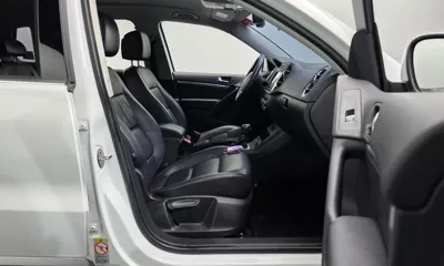 Volkswagen Tiguan 2015, 102159 км, за 5579.62 USD - фото 11