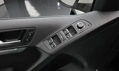 Volkswagen Tiguan 2015, 102159 км, за 5579.62 USD - фото 20