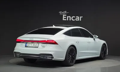 Audi A7 2020, 95369 км, за 24850.4 USD