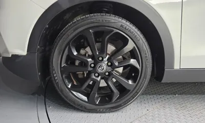 KG_Mobility_Ssangyong TIBOLI 2015, 107797 км, за 3907.01 USD
