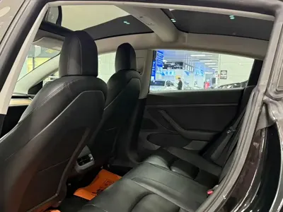 Tesla Model 3 2020, 120000 км, за 13575.44 USD - фото 6