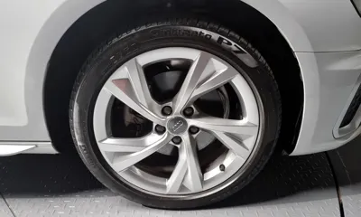 Audi A4 2021, 29401 км, за 18326.32 USD