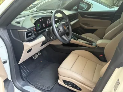 Porsche Macan 2025, 8600 км, за 68403.94 USD - фото 19