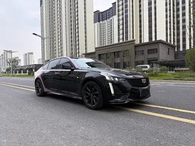 Cadillac CT5 · 2022 год
