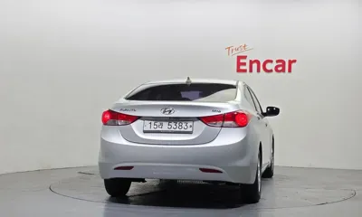 Hyundai Avante 2012, 146380 км, за 3170.91 USD