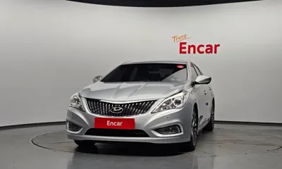 Hyundai Grandeur 2013, 117702 км, за 3187.62 USD