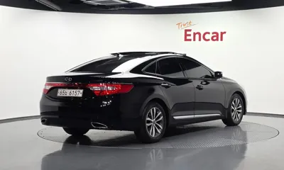 Hyundai Grandeur 2011, 131258 км, за 3150.85 USD