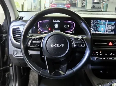 Kia Seltos 2024, 70110 км, за 17545.34 USD - фото 8