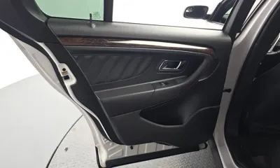 Ford Taurus 2017, 39430 км, за 8139.69 USD - фото 25