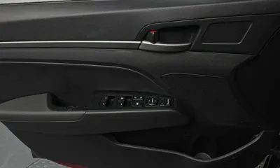 Hyundai Avante 2018, 109651 км, за 6310.18 USD - фото 24