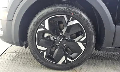 Kia Niro 2024, 16757 км, за 18701.89 USD