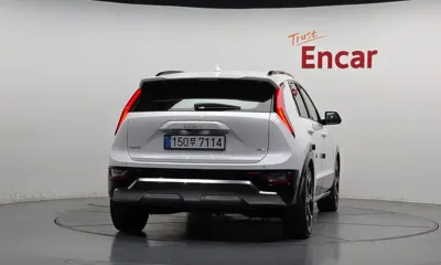 Kia Niro 2022, 78126 км, за 15032.17 USD