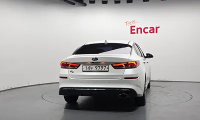 Kia K5 2019, 58275 км, за 9865.83 USD
