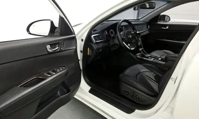 Kia K5 2019, 58275 км, за 9865.83 USD - фото 10