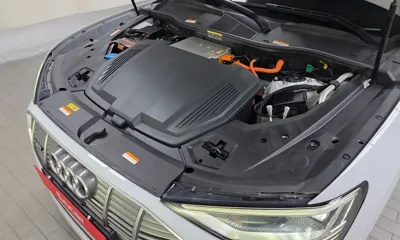 Audi e-tron 2022, 110442 км, за 28928.03 USD - фото 6