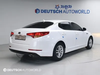 Kia K5 2011, 169196 км, за 2280.13 USD