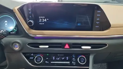Hyundai Sonata 2020, 152335 км, за 11567.96 USD - фото 17